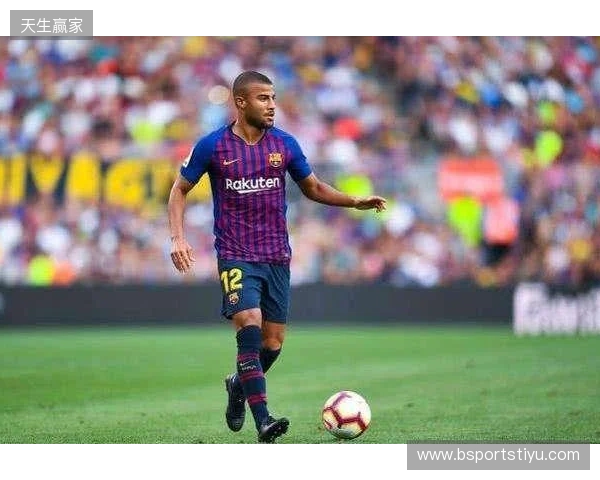 前教练：拉菲尼亚在攻防两端都能做贡献，他比登贝莱更全面