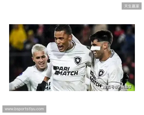 记者：武汉三镇提出租借巴西边锋卡洛斯·阿尔贝托，附带买断条款