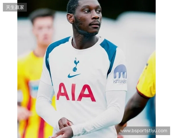 天空记者：热刺目前无意提前终止穆阿尼的租借合同